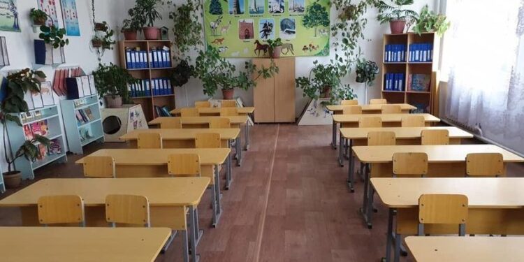 Семейдегі мектептерде орын саны жеткілікті — Даниал Ахметов