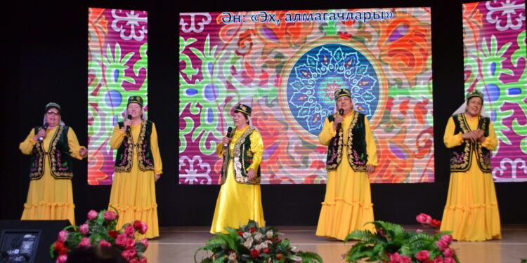 Праздничным концертом отметили 1 мая