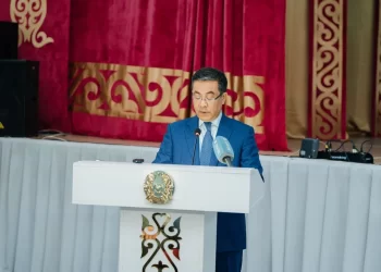 Абай облысының әкімі есептік кездесу өткізді