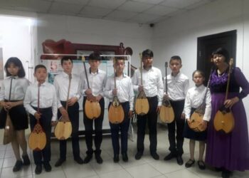 День домбры