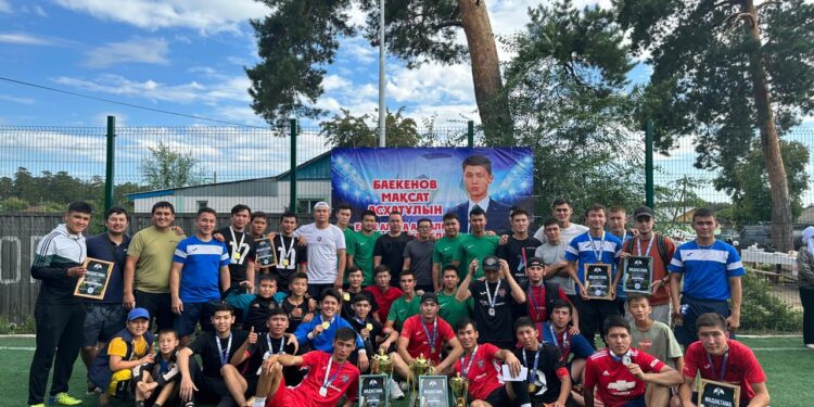 Футболдан бақ сынады