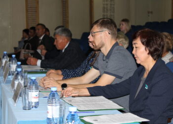 Обсуждение ключевых вопросов  на заседании постоянных комиссий