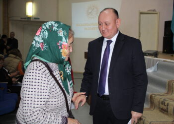 Диалог с жителями округов