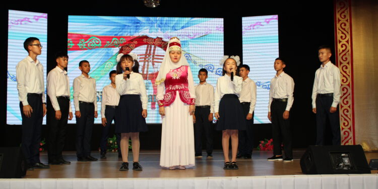 ТІЛ — ТҰТАСТЫҚ ТУЫ