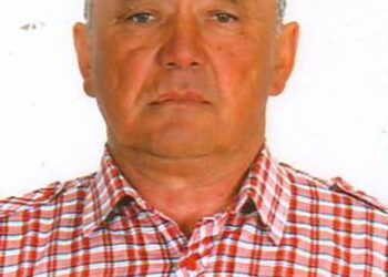 Более 30 лет работал в животноводстве