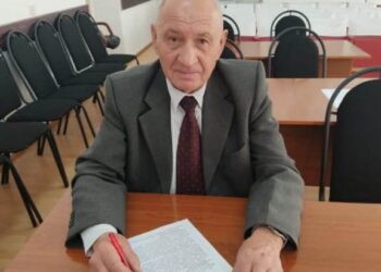 Стремление к людям и решению  их проблем