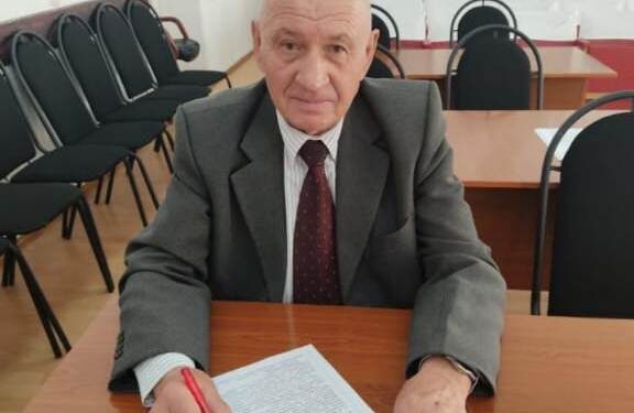 Стремление к людям и решению  их проблем