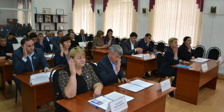Аудандық мәслихаттың кезекті сессиясы өтті