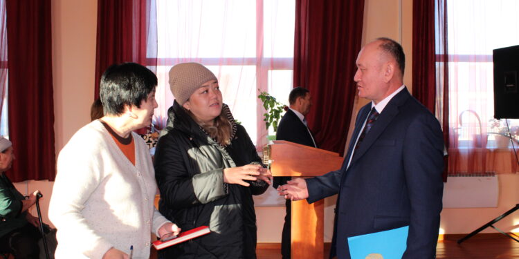 Взаимодействие с жителями округов