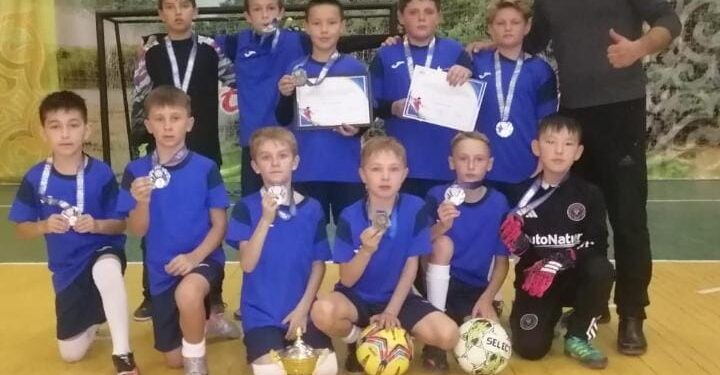 С серебряной медалью приехали  из Бескарагая