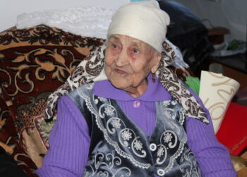 Посетили труженицу тыла – отметившую 100-летний юбилей