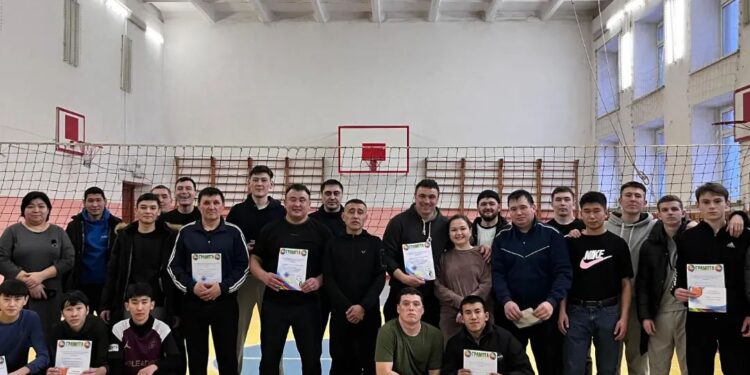 Привлекая граждан к спорту