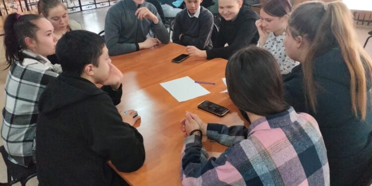 Интеллектуальный квиз в Бородулихинском колледже