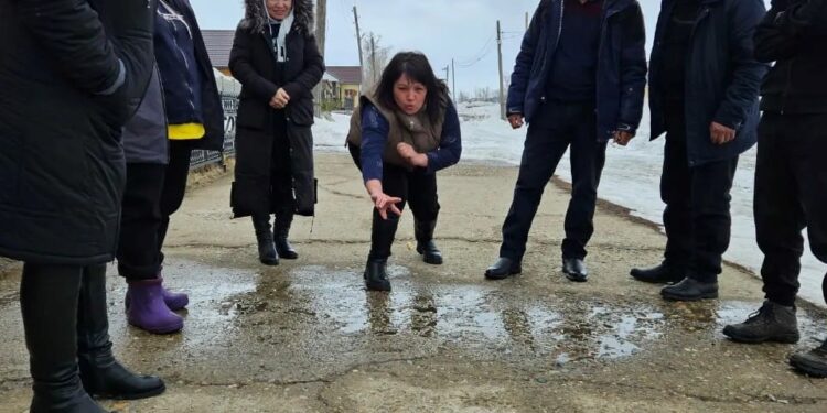 Асық атып, арқан тартты