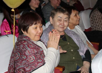 Всё внимание женщинам