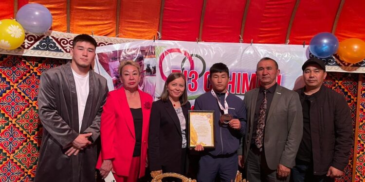 Азия чемпионатынан жүлдемен оралды