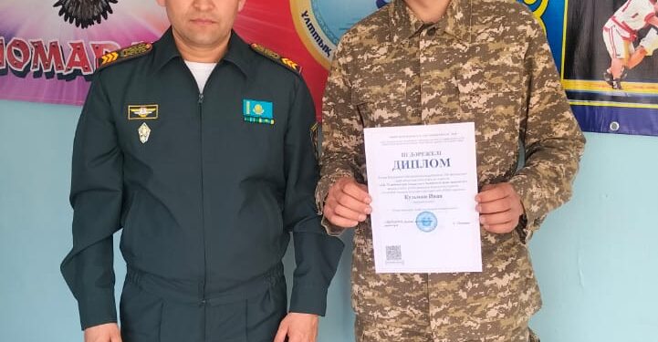 Показал мастерство в сборке-разборке автомата