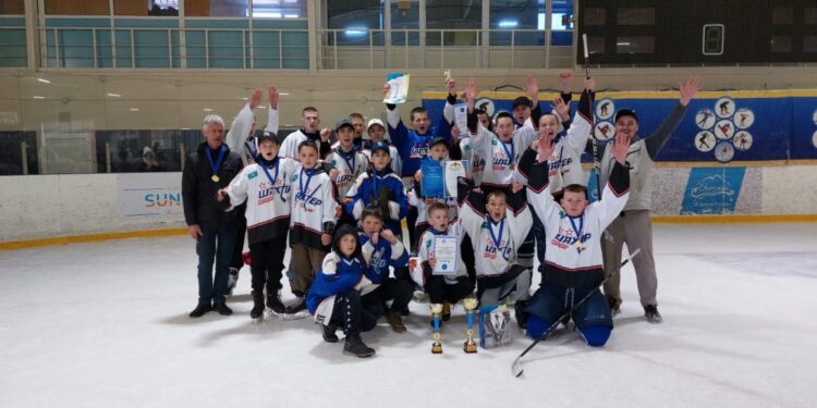 Хоккеисты Жезкента – чемпионы!