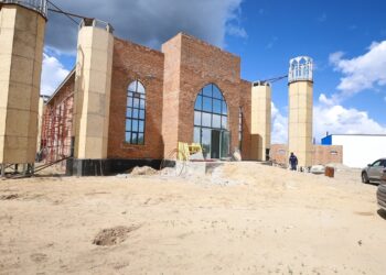 Зәулім мешіт тұрғызылып жатыр