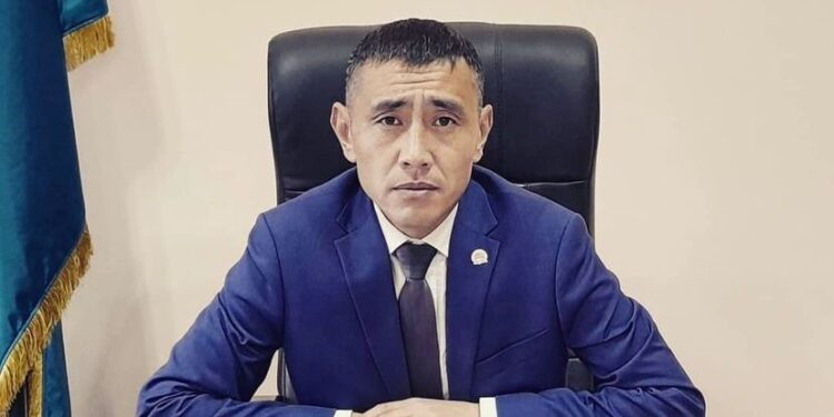 Адал еңбек абыройға бөлейді