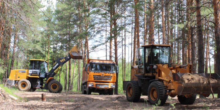 Устраняются последствия паводков