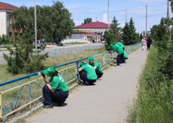 Таза Казахстан объединяет!