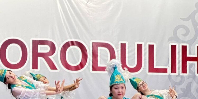 Отметили День столицы и День домбры