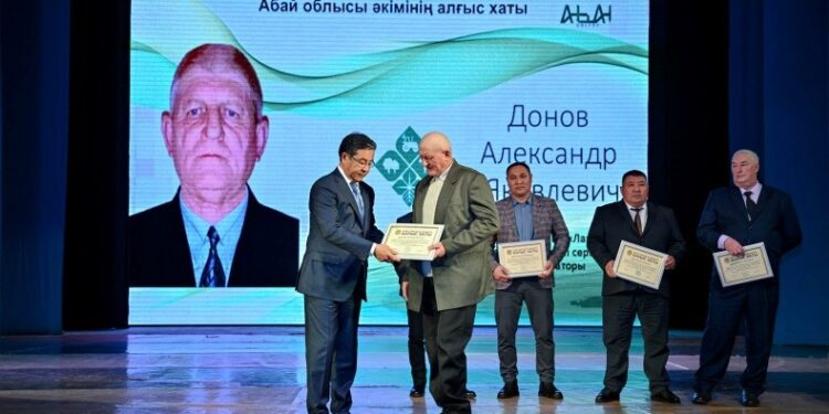 АГРАРЛЫҚ САЛА МАМАНДАРЫ МАРАПАТТАЛДЫ