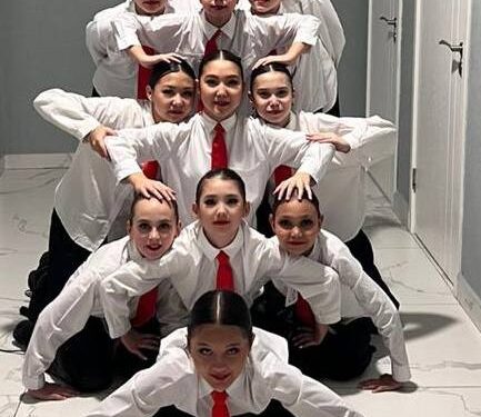 Танцевальная студия «Гранж» привезла Гран-при  и 1 место с международного конкурса «Парад Звезд»