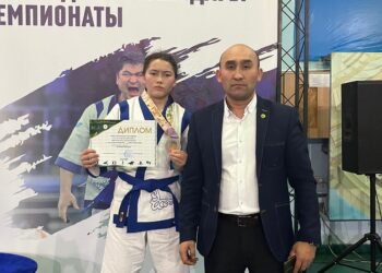 Спортивные достижения юных борцов из Бородулихинского района