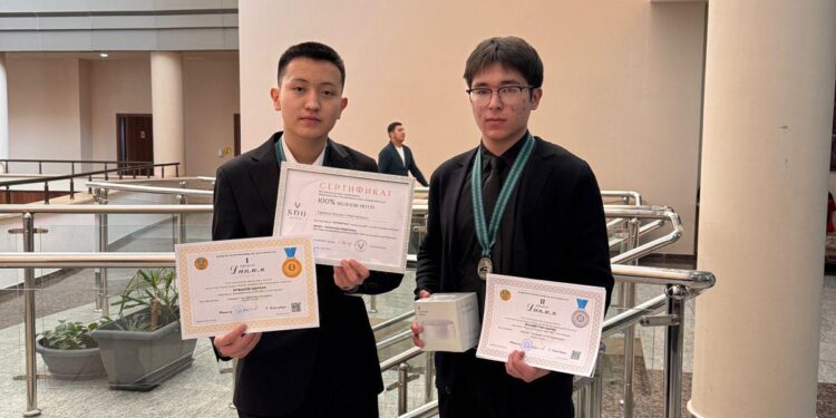 Высокие достижения школьников на республиканской олимпиаде