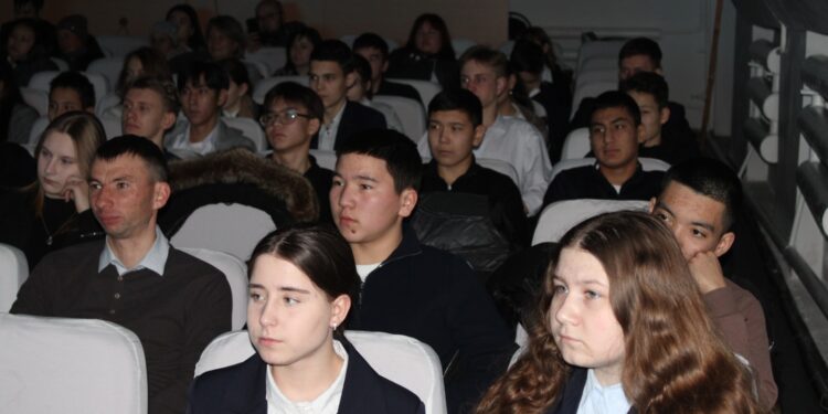 Кемел келешек кепілі