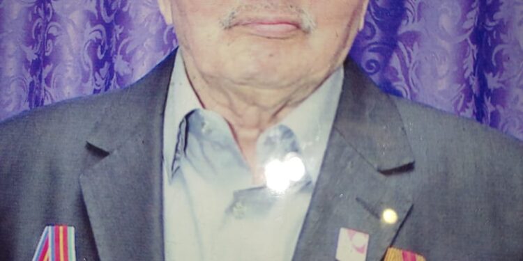 Чтить героев, беречь мир!