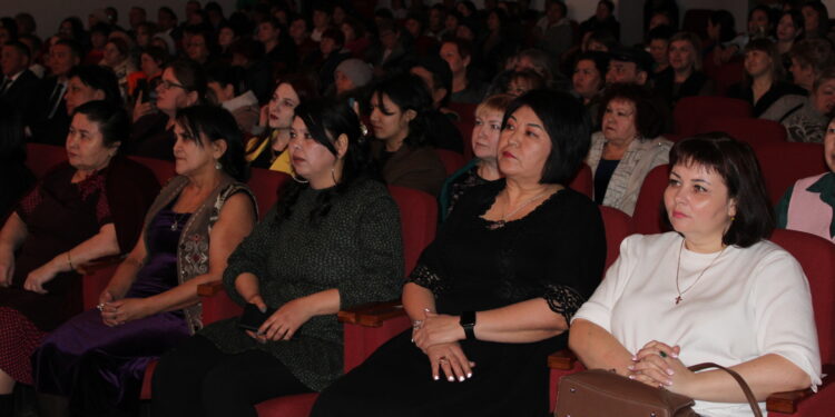 Праздник  весны  и красоты