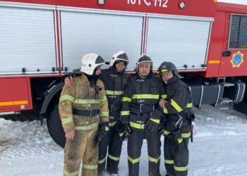 С почетом  на заслуженный отдых