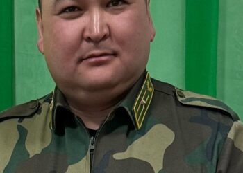 С благодарностью  за годы работы