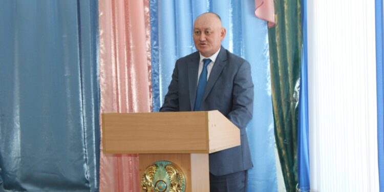 В районе начались отчетные встречи акимов всех уровней с населением