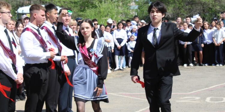 Прощание со школой