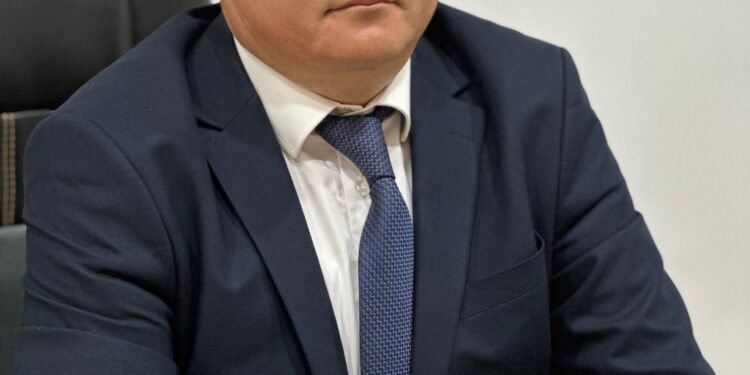 Люди в белых халатах – основа всей системы