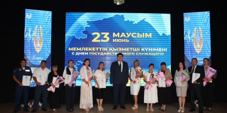 Служить с честью