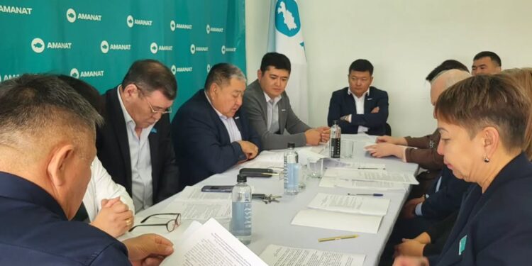 Комиссия партийного контроля обсудила подготовку района к зиме