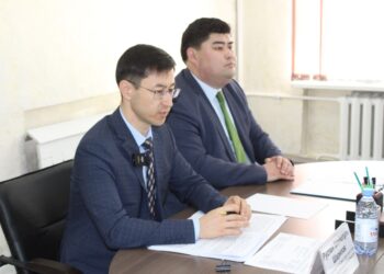 Государственная служба —  с открытым лицом