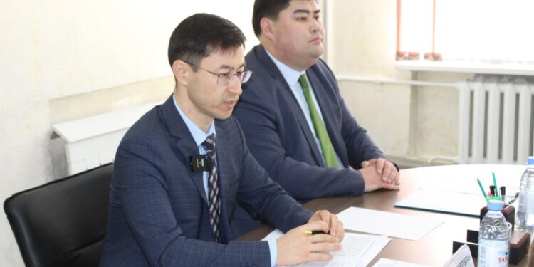 Государственная служба — с открытым лицом