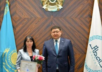 ҚАРЖЫГЕРЛЕРГЕ ҚҰРМЕТ КӨРСЕТІЛДІ