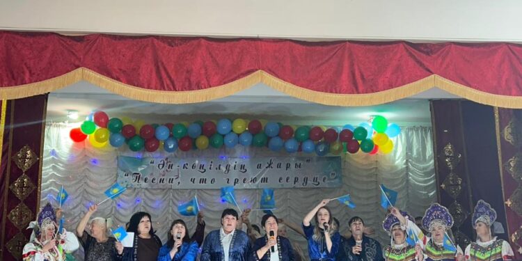 Песни, что собирают людей