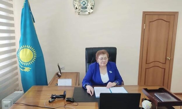 СЕССИЯДА ЖЕР МӘСЕЛЕСІ ТАЛҚЫЛАНДЫ