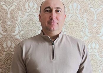 АУЫЛДЫҢ ӘУЕНІНЕ  ҮЛЕС ҚОСҚАН АЗАМАТ