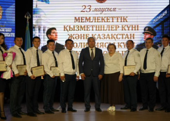 ҚОС МЕРЕКЕ ҚЫЗМЕТКЕРЛЕРІНЕ АРНАЛҒАН САЛТАНАТТЫ ШАРА ӨТТІ