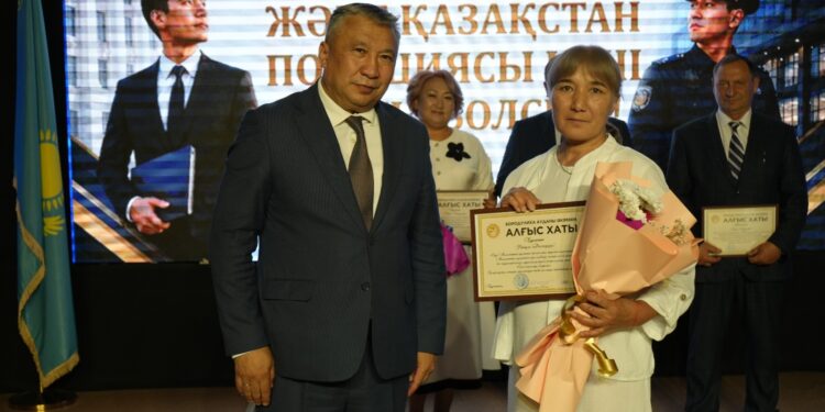 Служить государству  и  людям